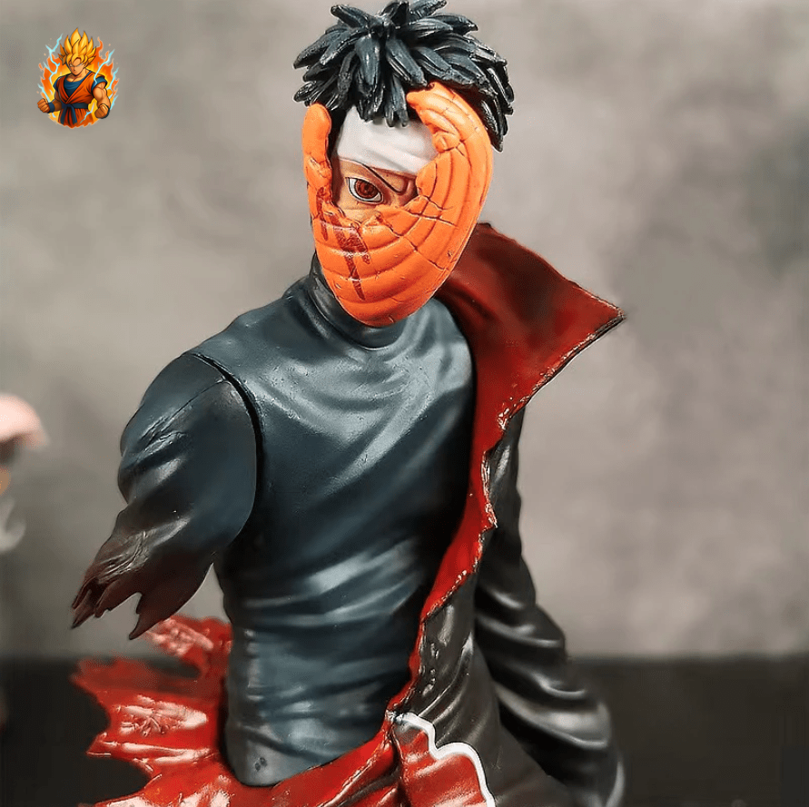 Obito Figur mit abgetrenntem Arm