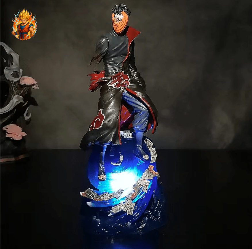 Obito Figur mit abgetrenntem Arm