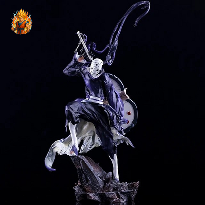 Figur „Zerbrochene Maske“ von Obito