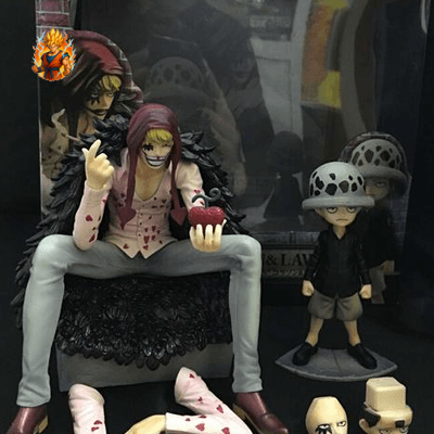 One Piece Corazon (12 cm) & Trafalgar Law (7 cm) Figur